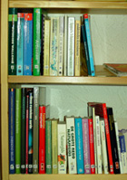 Boeken en Gidsen aanwezig in MHF bibliotheek